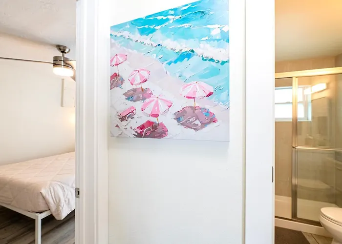2bd 2ba Sunview 1 2mins To Beachpool! *